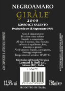 "Girale salento vino tinto Negroamaro" Negroamaro I.G.T. "Salento" vino tinto uvas Negroamaro 100% uvas recogidas y transportadas en la bodega con carros peque�os. Despu�s del despalillado y el estrujado el vino viene introducido en un vinificador donde es sotopuesto a la fermentaci�n en rojo por un per�odo de 15-16 d�as a temperatura controlada (25 �C). . Alcohol 13,50% vol. Sopas magras, asados de carne roja, pollastre, salvagina, quesos grasos y toda la cocina regional